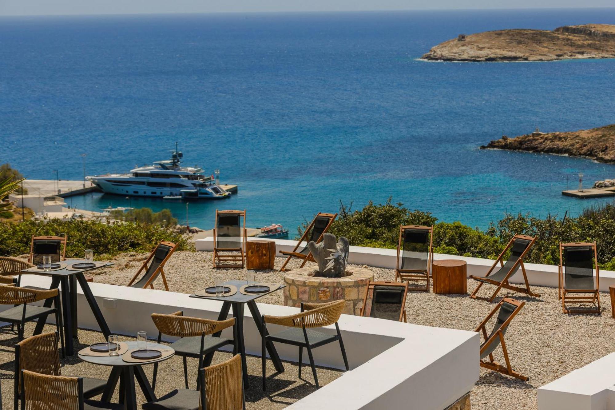 The Windmill 3*