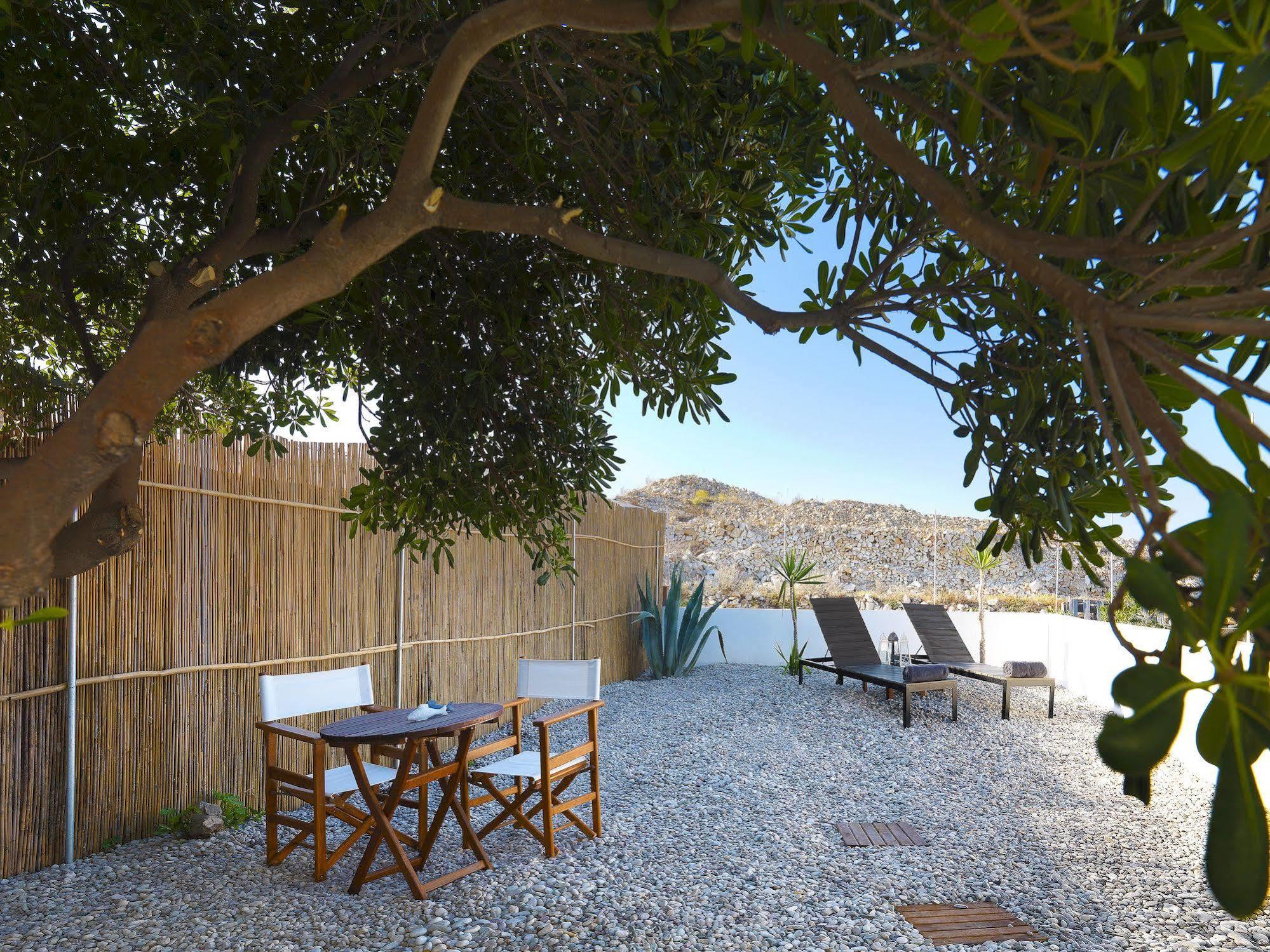 The Windmill 3*